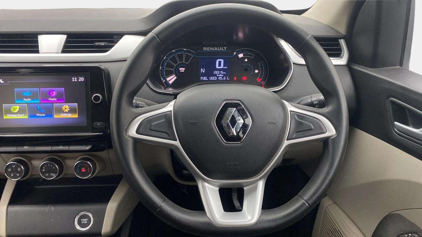 2020 Renault TRIBER RXZ AMT, Petrol, Automatic, 28,421 km, Steering Wheel Close Up