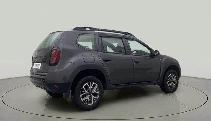 2021 Renault Duster RXE 1.5 PETROL MT, Petrol, Manual, 30,539 km, Right Back Diagonal