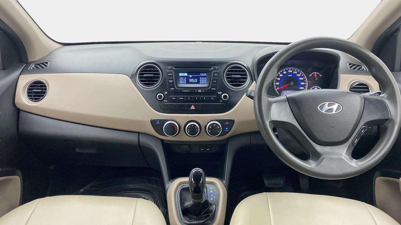 2014 Hyundai Grand i10 SPORTZ AT 1.2 KAPPA VTVT, Petrol, Automatic, 53,881 km, Dashboard
