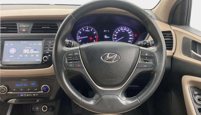 2016 Hyundai Elite i20 ASTA 1.2 (O), Petrol, Manual, 55,495 km, Steering Wheel Close Up