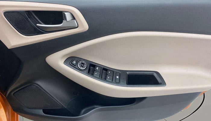 2018 Hyundai Elite i20 ASTA 1.2 (O), Petrol, Manual, 37,291 km, Driver Side Door Panels Control