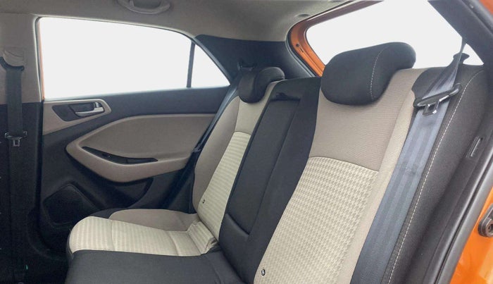 2018 Hyundai Elite i20 ASTA 1.2 (O), Petrol, Manual, 37,291 km, Right Side Rear Door Cabin
