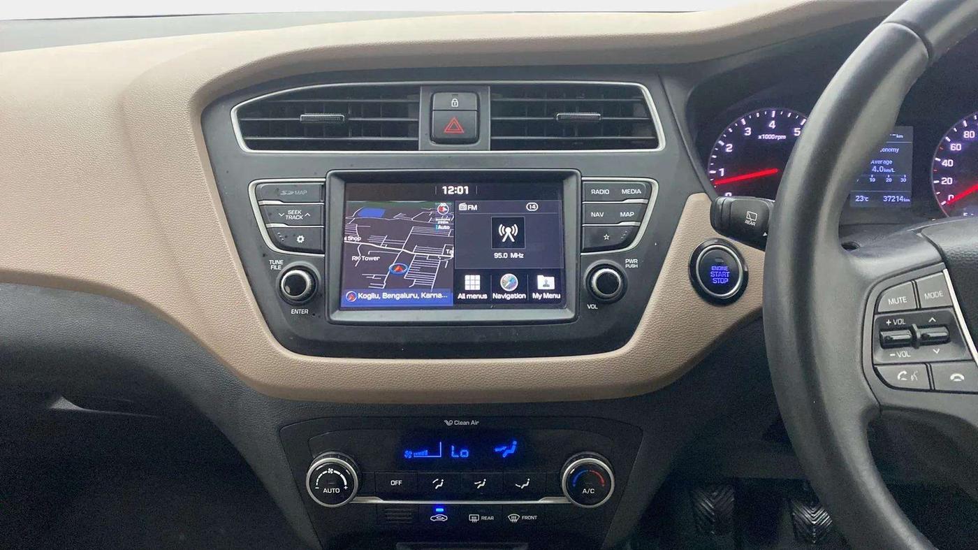 2018 Hyundai Elite i20 ASTA 1.2 (O), Petrol, Manual, 37,291 km, Air Conditioner