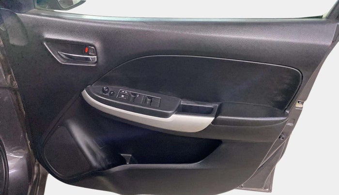 2017 Maruti Baleno ZETA CVT PETROL 1.2, Petrol, Automatic, 44,375 km, Driver Side Door Panels Control