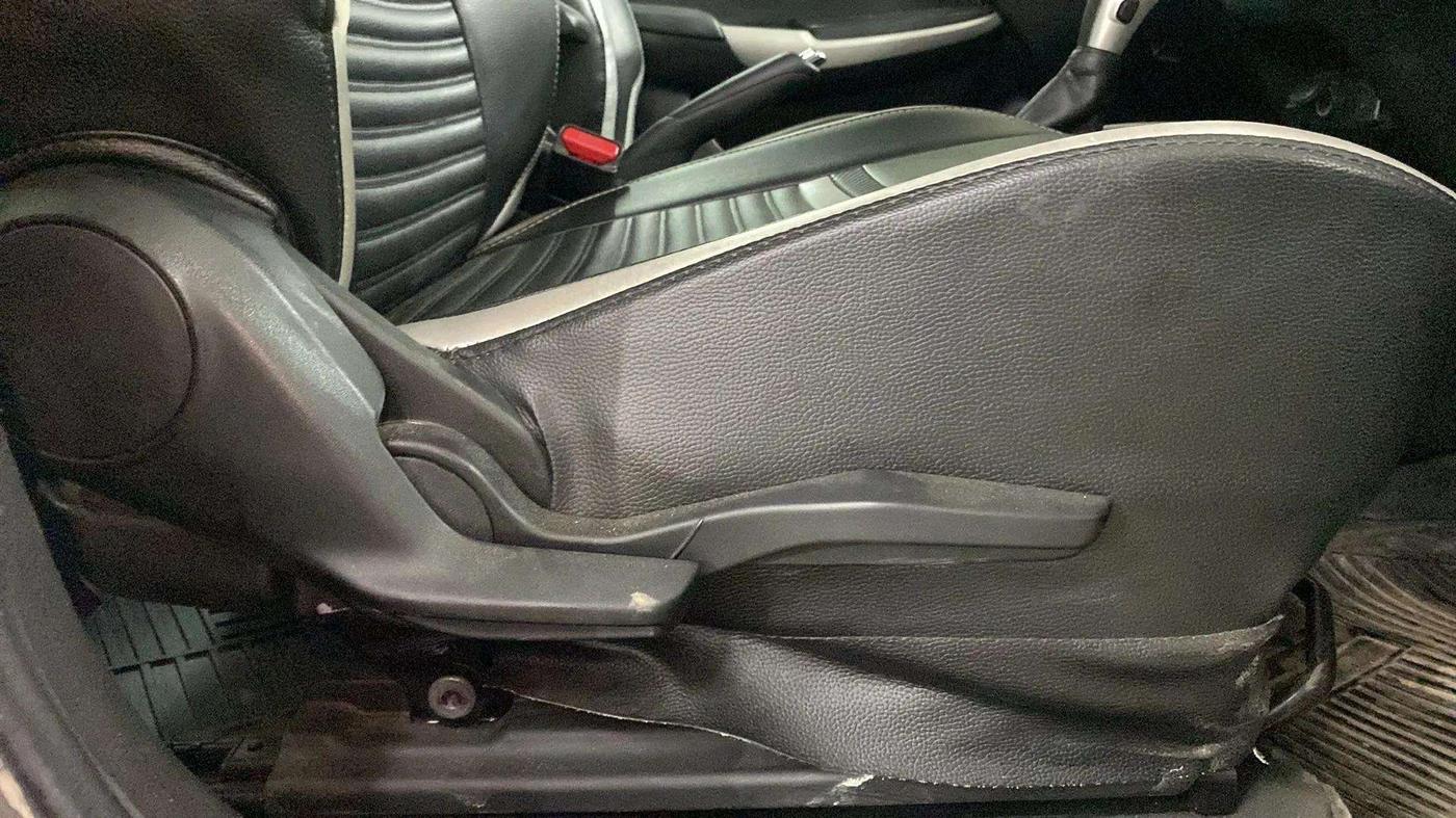 2017 Maruti Baleno ZETA CVT PETROL 1.2, Petrol, Automatic, 44,375 km, Driver Side Adjustment Panel