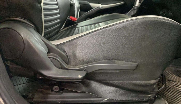 2017 Maruti Baleno ZETA CVT PETROL 1.2, Petrol, Automatic, 44,375 km, Driver Side Adjustment Panel