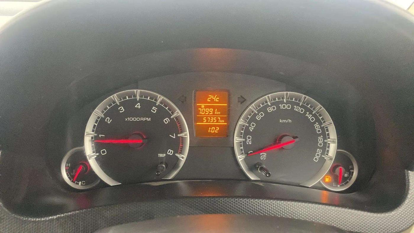 2015 Maruti Swift Dzire ZXI, Petrol, Manual, 57,892 km, Odometer Image