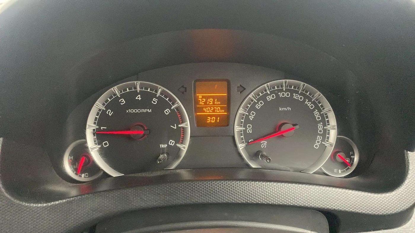 2016 Maruti Swift VXI, Petrol, Manual, 40,276 km, Odometer Image
