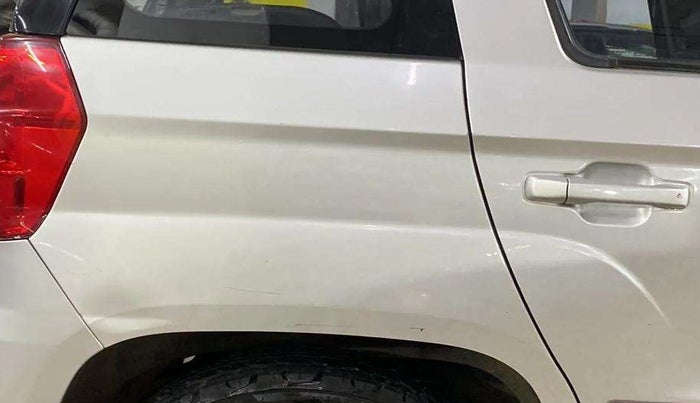 2016 Mahindra TUV300 T8, Diesel, Manual, 53,780 km, Right quarter panel - Slightly dented