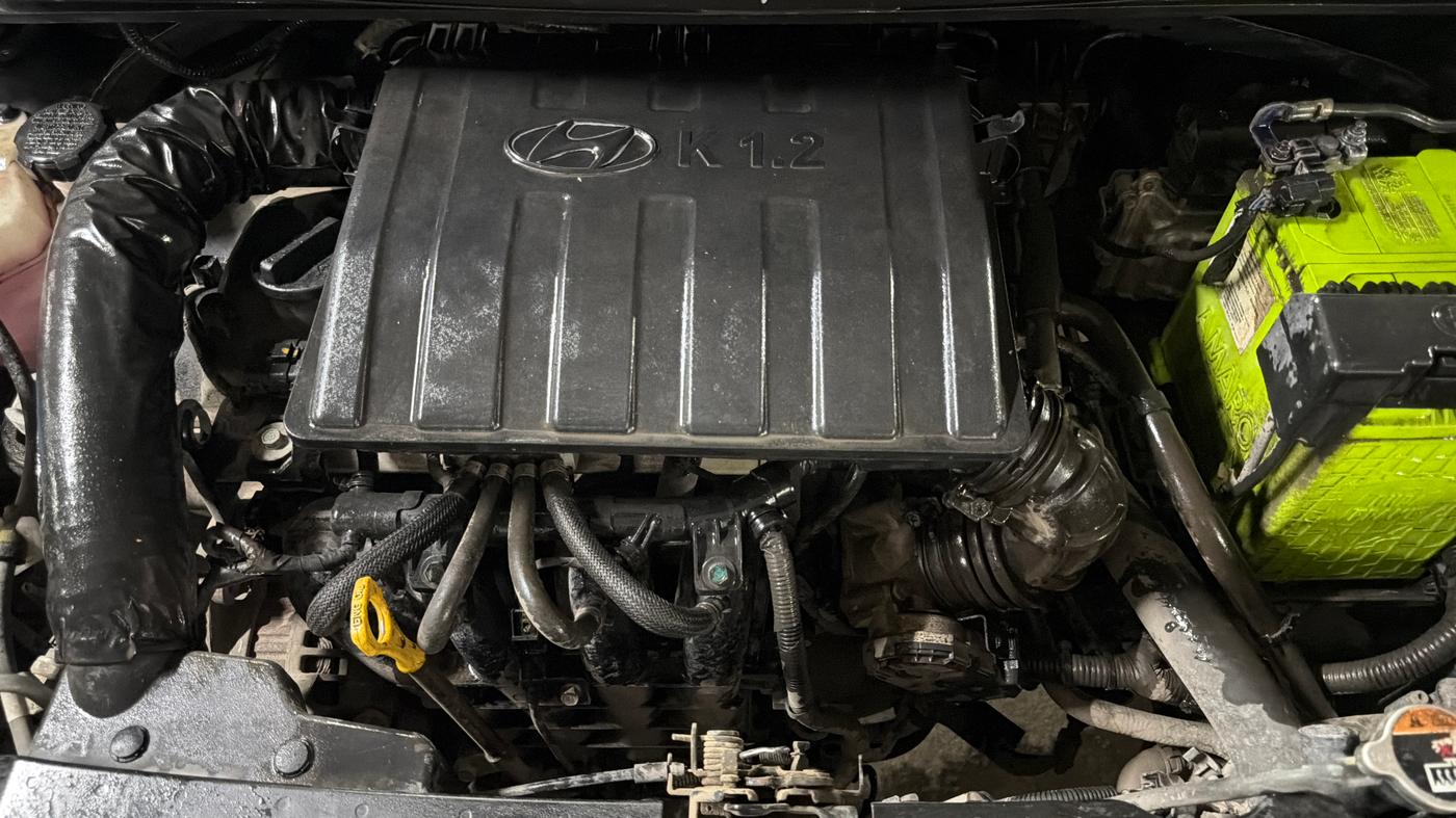 2022 Hyundai AURA SX 1.2 CNG, CNG, Manual, 59,951 km, Engine View