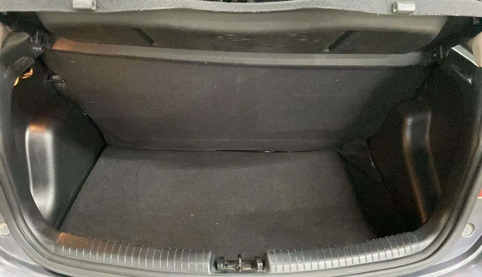 2015 Hyundai Grand i10 ASTA 1.2 KAPPA VTVT, Petrol, Manual, 29,396 km, Boot Inside