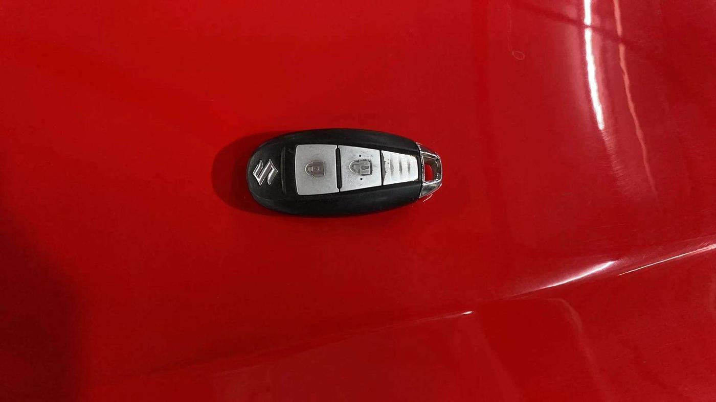2018 Maruti Baleno ZETA CVT PETROL 1.2, Petrol, Automatic, 50,521 km, Key Close Up