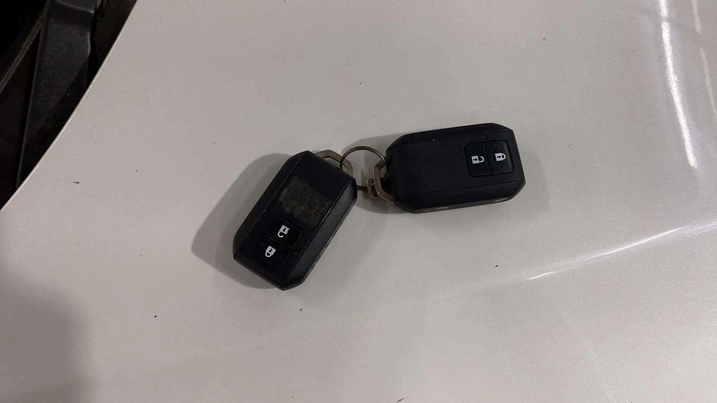 2021 Maruti Baleno ZETA PETROL 1.2, Petrol, Manual, 10,658 km, Key Close Up
