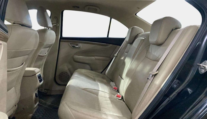 2020 Maruti Ciaz ALPHA  AT 1.5 SHVS PETROL, Petrol, Automatic, 23,940 km, Right Side Rear Door Cabin