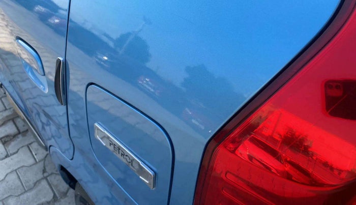 2021 Maruti New Wagon-R ZXI 1.2 AMT, Petrol, Automatic, 32,201 km, Left tail light - Minor damage