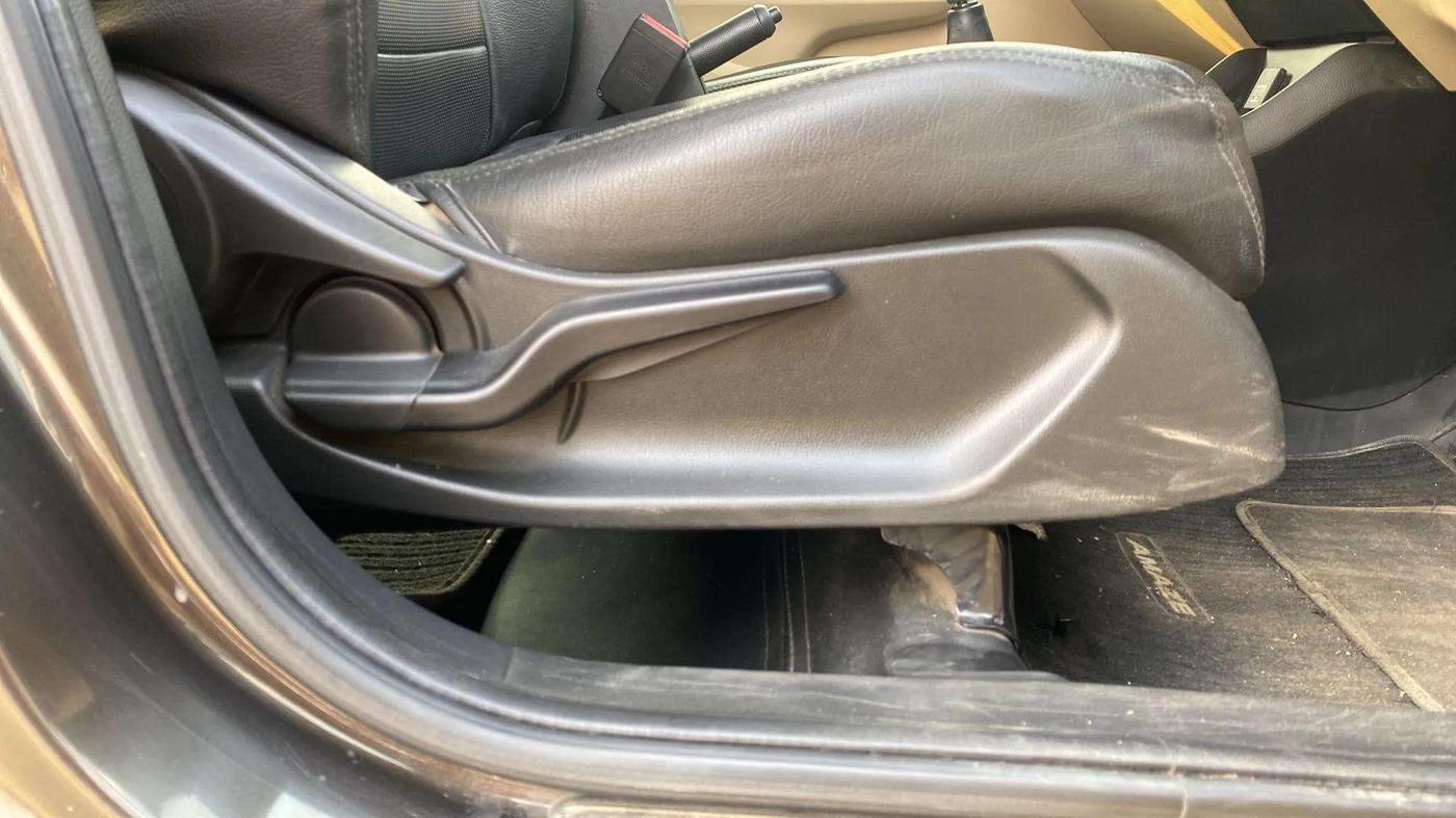 2021 Honda Amaze 1.2L I-VTEC S, Petrol, Manual, 88,672 km, Driver Side Adjustment Panel