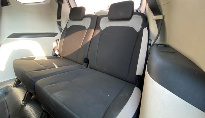 2019 Renault TRIBER RXL MT, Petrol, Manual, 85,507 km, Third Seat Row ( optional )