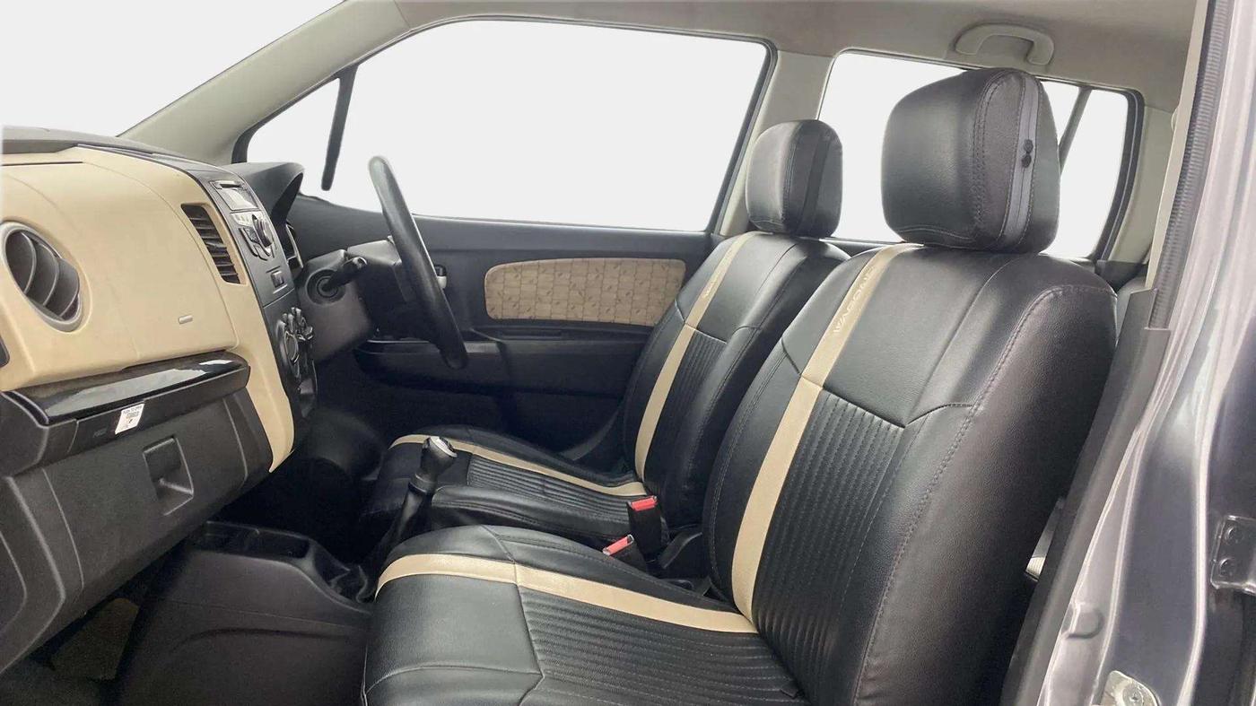 2017 Maruti Wagon R 1.0 VXI, Petrol, Manual, 40,664 km, Right Side Front Door Cabin