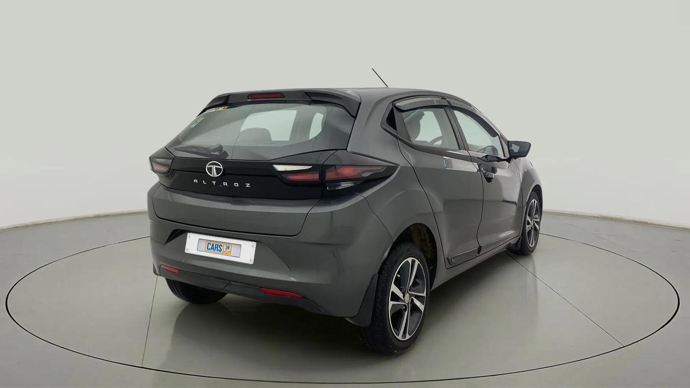 2022 Tata ALTROZ XZ DIESEL, Diesel, Manual, 23,913 km, Right Back Diagonal