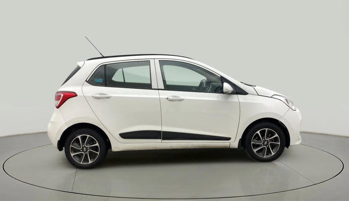 2017 Hyundai Grand i10 SPORTZ (O) AT 1.2 KAPPA VTVT, Petrol, Automatic, 45,494 km, Right Side View