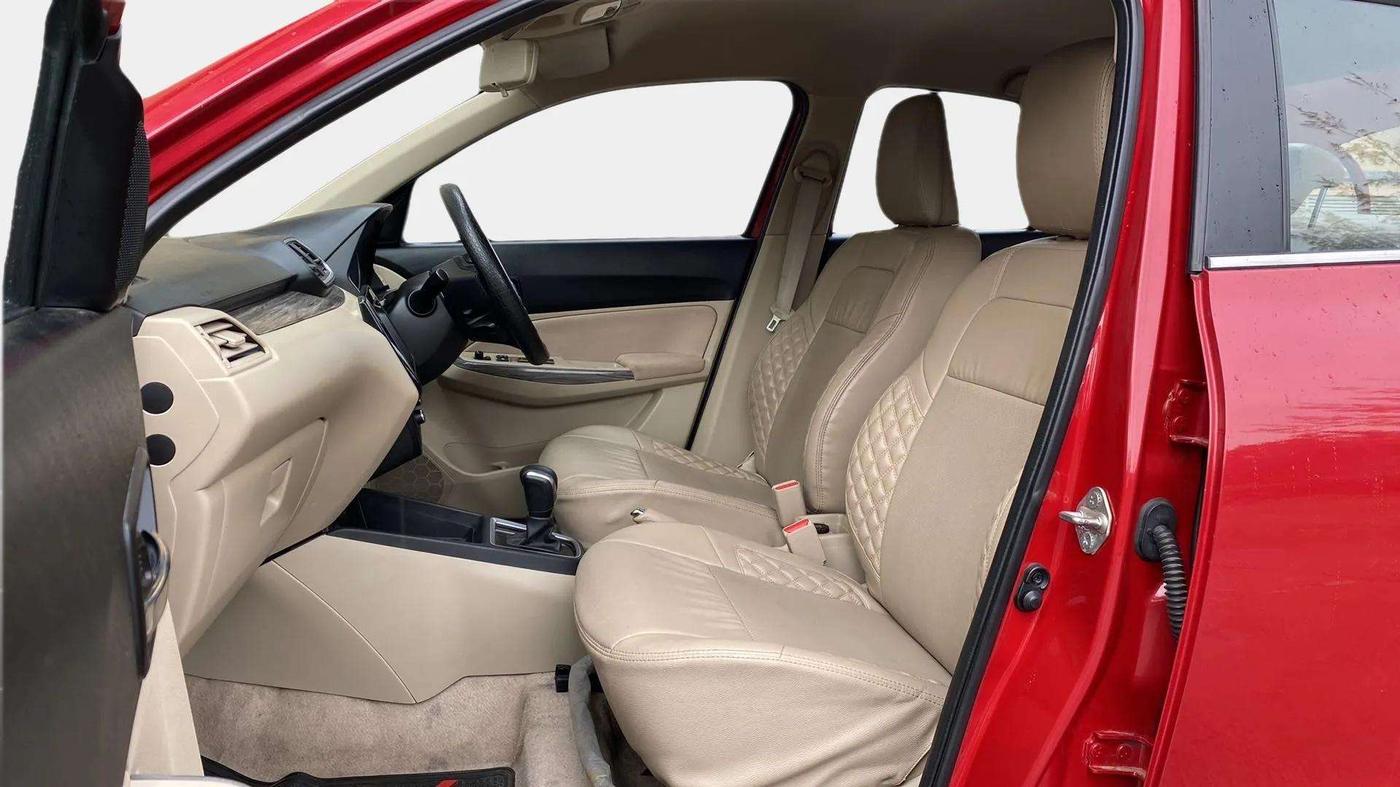 2022 Maruti Dzire ZXI AMT, Petrol, Automatic, 24,990 km, Right Side Front Door Cabin