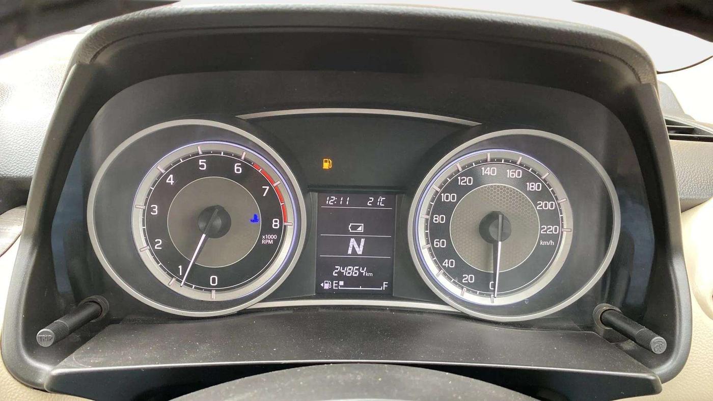 2022 Maruti Dzire ZXI AMT, Petrol, Automatic, 24,990 km, Odometer Image