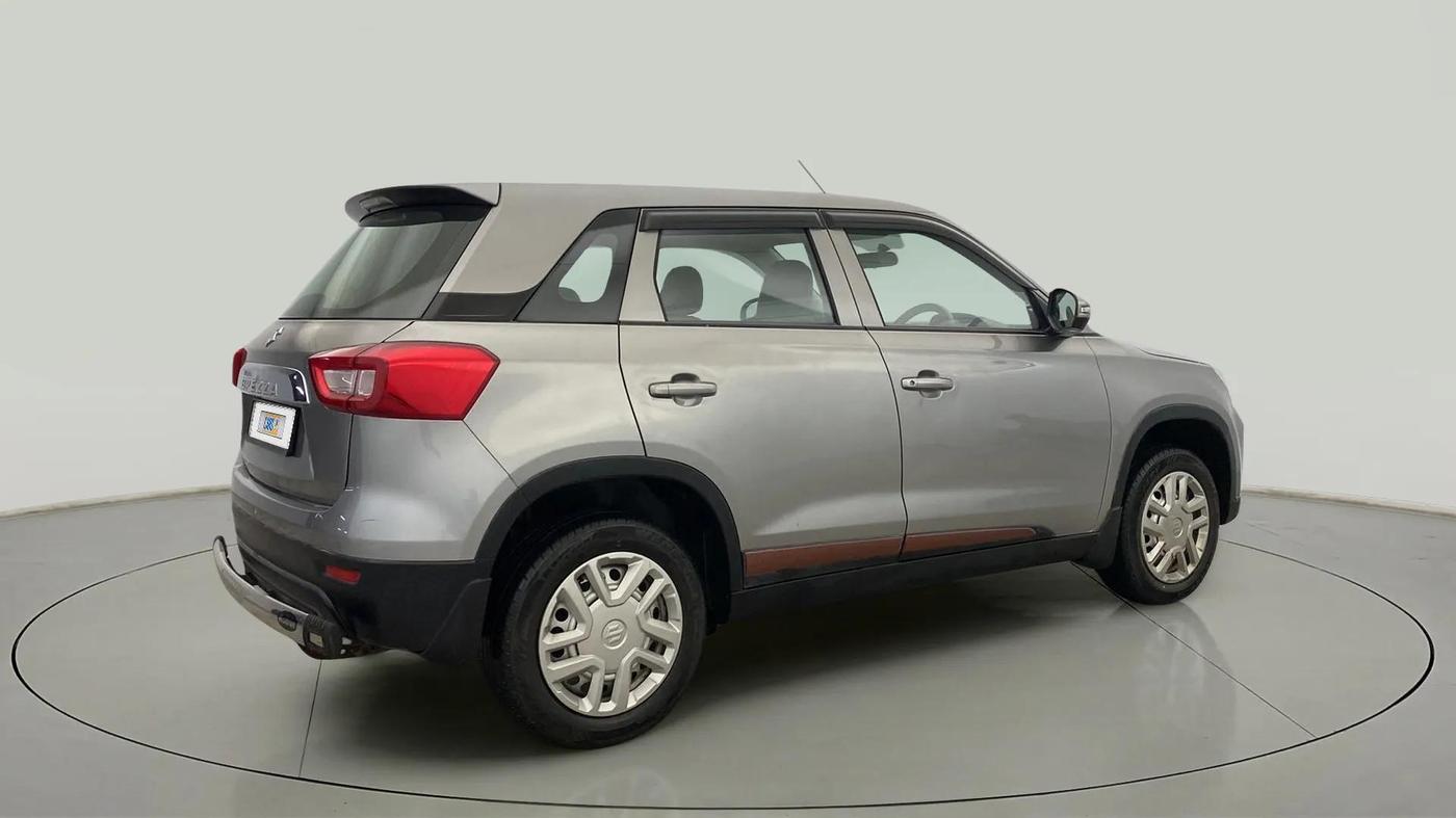 2021 Maruti Vitara Brezza LXI, CNG, Manual, 45,092 km, Right Back Diagonal
