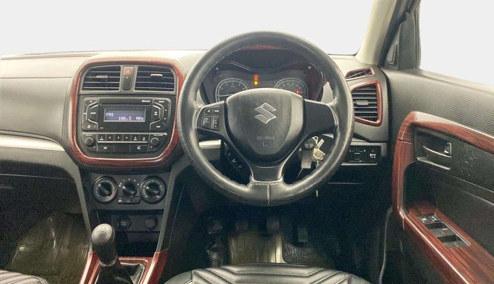 2021 Maruti Vitara Brezza LXI, Petrol, Manual, 45,092 km, Steering Wheel Close Up