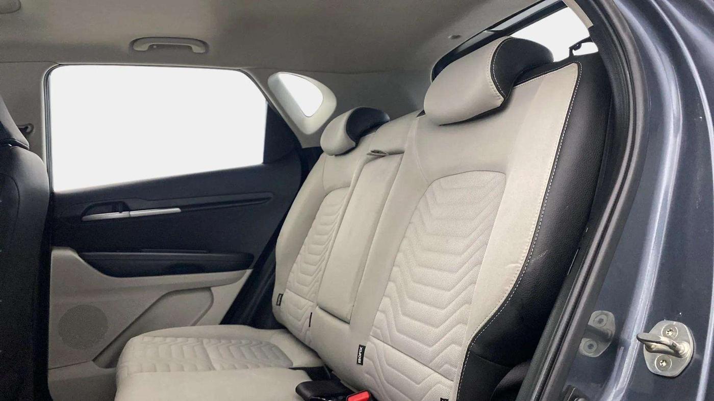 2020 KIA SONET HTX 1.0 IMT, Petrol, Manual, 16,557 km, Right Side Rear Door Cabin