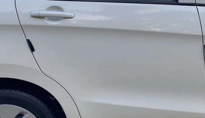 2021 Maruti Celerio ZXI, Petrol, Manual, 32,723 km, Right rear door - Minor scratches