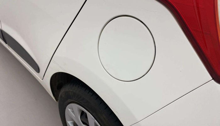 2014 Hyundai Grand i10 SPORTZ 1.2 KAPPA VTVT, Petrol, Manual, 63,338 km, Left quarter panel - Minor scratches