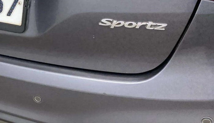 2019 Hyundai Elite i20 SPORTZ PLUS 1.2, Petrol, Manual, 70,943 km, Dicky (Boot door) - Minor scratches