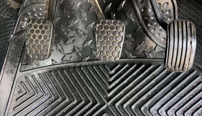 2021 Tata Tiago XT PETROL, Petrol, Manual, 42,812 km, Pedals