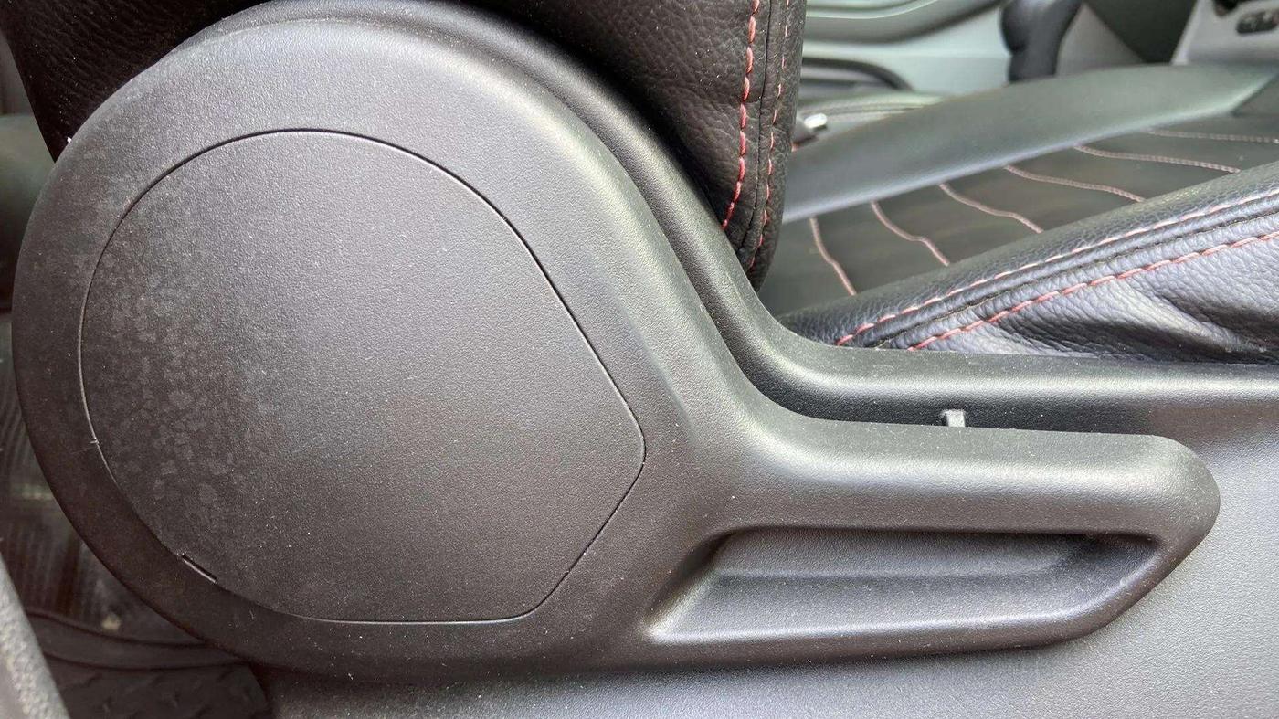 2021 Tata Tiago XT PETROL, Petrol, Manual, 42,812 km, Driver Side Adjustment Panel