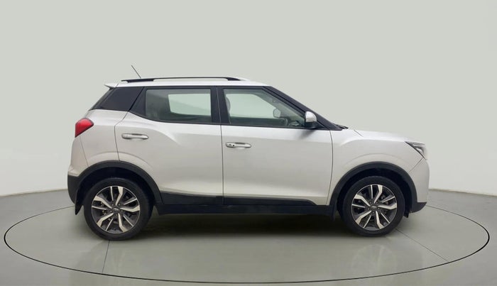 2019 Mahindra XUV300 W8 (O) 1.2 PETROL, Petrol, Manual, 94,556 km, Right Side View