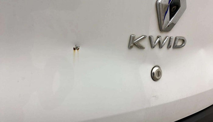 2021 Renault Kwid RXT 1.0 (O), Petrol, Manual, 38,237 km, Dicky (Boot door) - Slightly rusted