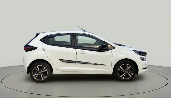 2022 Tata ALTROZ XZA PLUS, Petrol, Automatic, 17,190 km, Right Side View