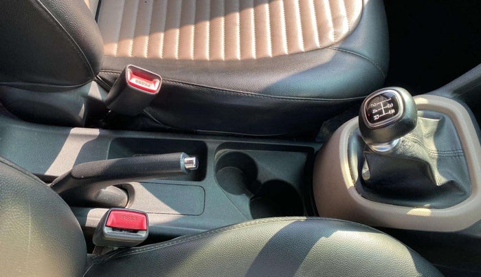 2019 Hyundai Grand i10 ASTA 1.2 KAPPA VTVT, Petrol, Manual, 60,273 km, Gear Lever