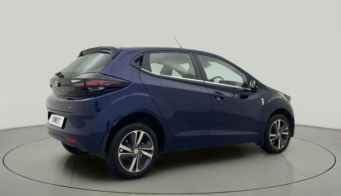 2022 Tata ALTROZ XZA, Petrol, Automatic, 15,668 km, Right Back Diagonal