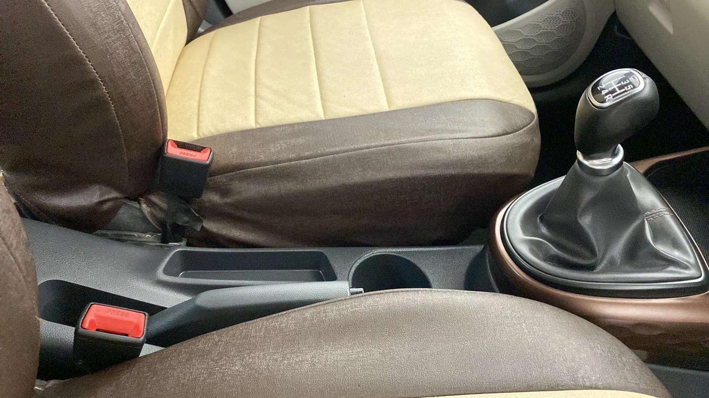 2020 Hyundai AURA S 1.2, Petrol, Manual, 13,330 km, Gear Lever