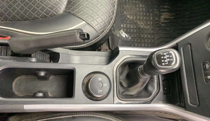 2021 Tata NEXON XE PETROL, Petrol, Manual, 54,141 km, Gear Lever