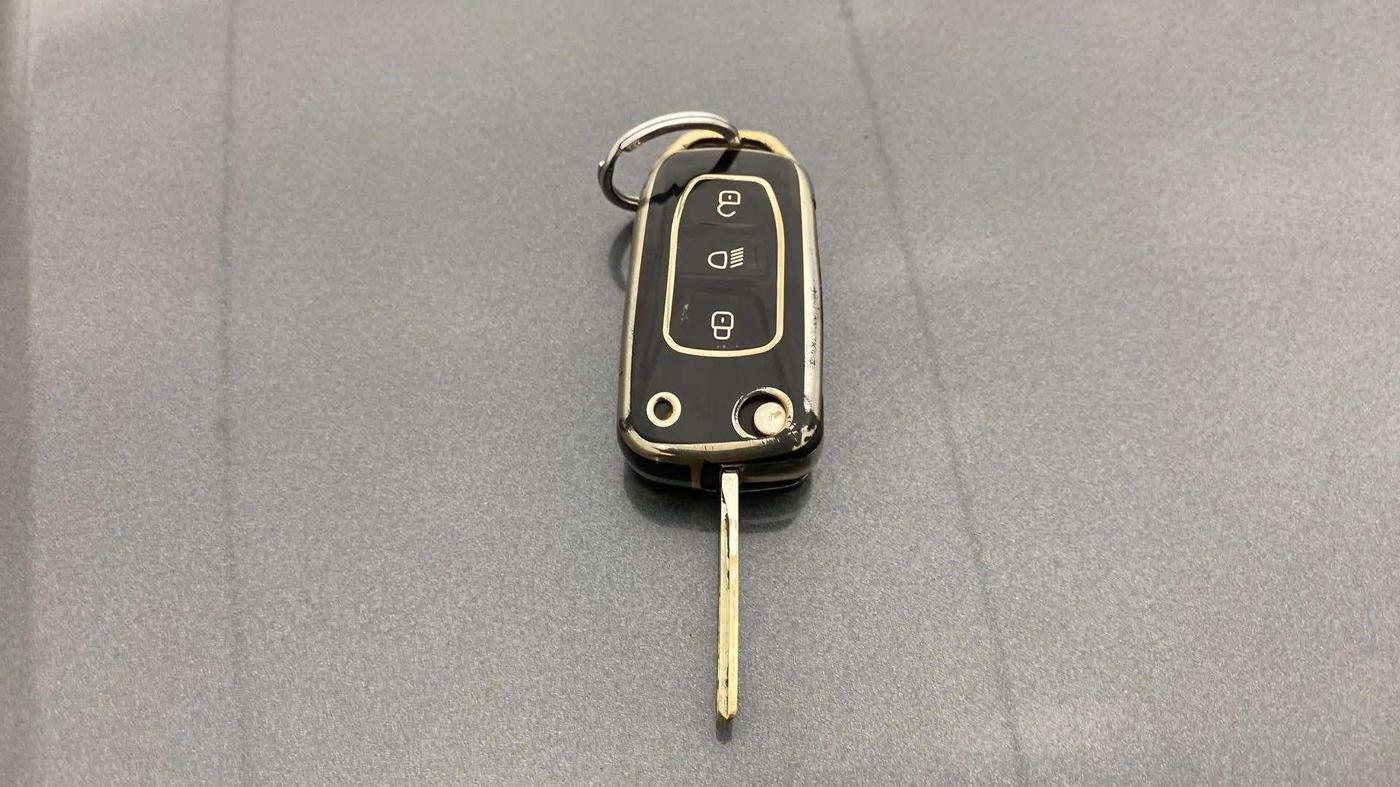 2021 Tata NEXON XE PETROL, Petrol, Manual, 54,141 km, Key Close Up