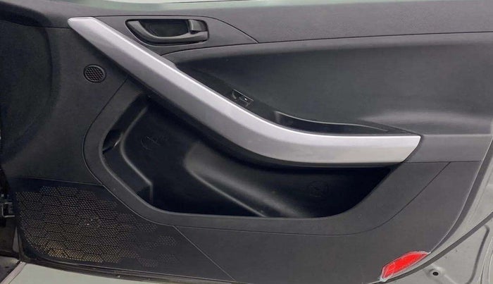 2021 Tata NEXON XE PETROL, Petrol, Manual, 54,141 km, Driver Side Door Panels Control