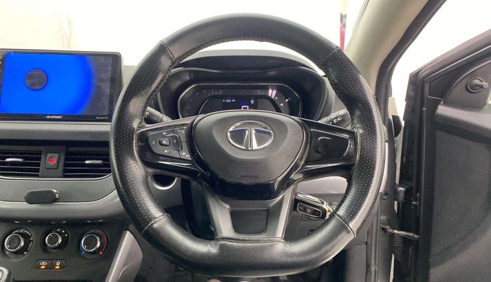 2021 Tata NEXON XE PETROL, Petrol, Manual, 54,141 km, Steering wheel - Phone control not functional