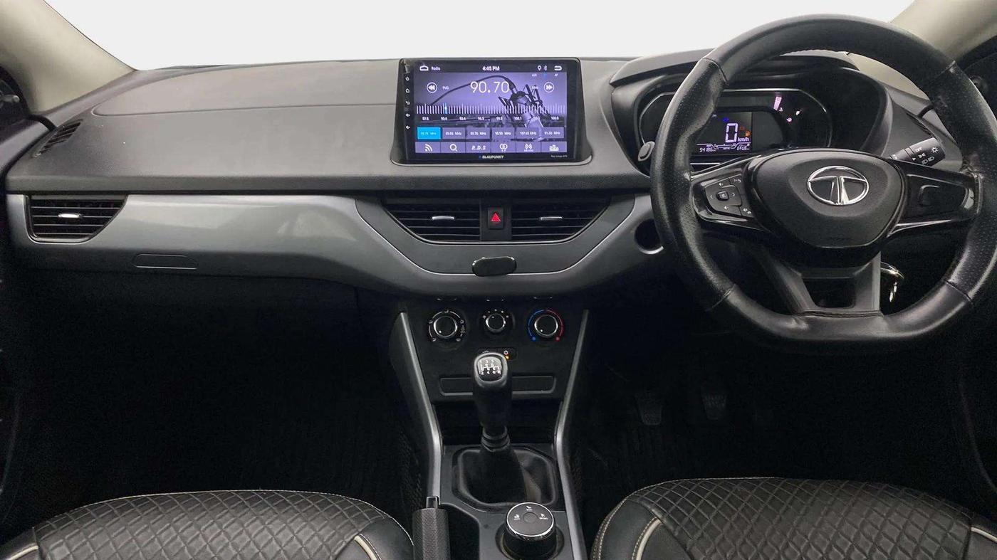 2021 Tata NEXON XE PETROL, Petrol, Manual, 54,141 km, Dashboard