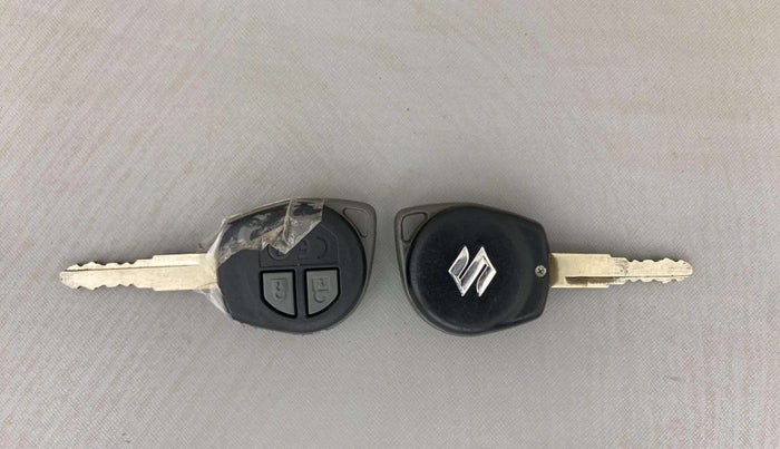 2019 Maruti Dzire VXI, Petrol, Manual, 79,036 km, Key Close Up