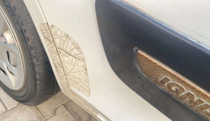 2018 Maruti IGNIS SIGMA 1.2, Petrol, Manual, 75,319 km, Right rear door - Minor scratches