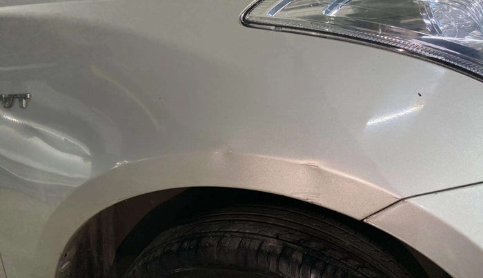 2015 Maruti Swift VXI, Petrol, Manual, 68,595 km, Right fender - Slightly dented