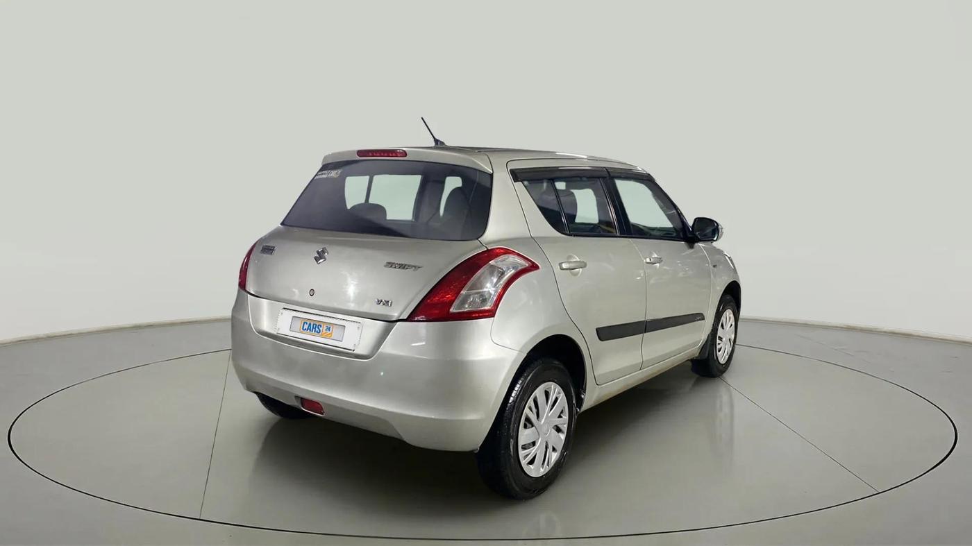 2015 Maruti Swift VXI, Petrol, Manual, 68,601 km, Right Back Diagonal