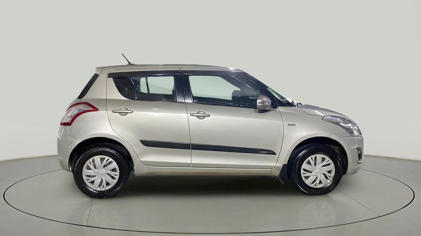2015 Maruti Swift VXI, Petrol, Manual, 68,601 km, Right Side View
